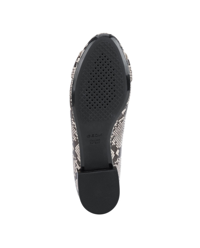 OUTLET PHEBY  OUTLET PHEBY