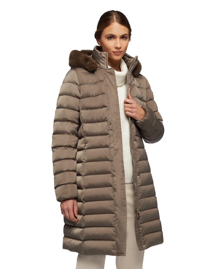 BETTANIE WOMAN BETTANIE WOMAN