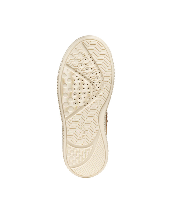 JUNIOR LAQUINNY WPF GIRL JUNIOR LAQUINNY WPF GIRL