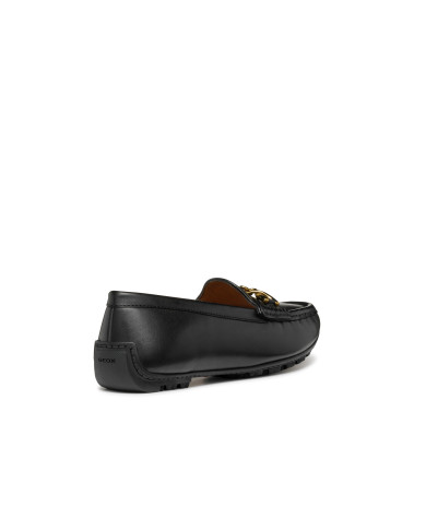 OUTLET KOSMOPOLIS OUTLET KOSMOPOLIS