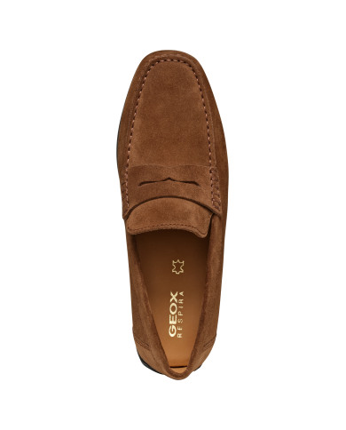 OUTLET KOSMOPOLIS OUTLET KOSMOPOLIS