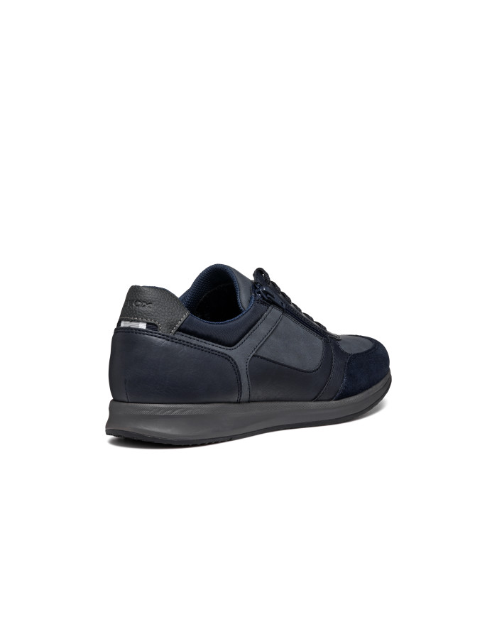 OUTLET AVERY OUTLET AVERY