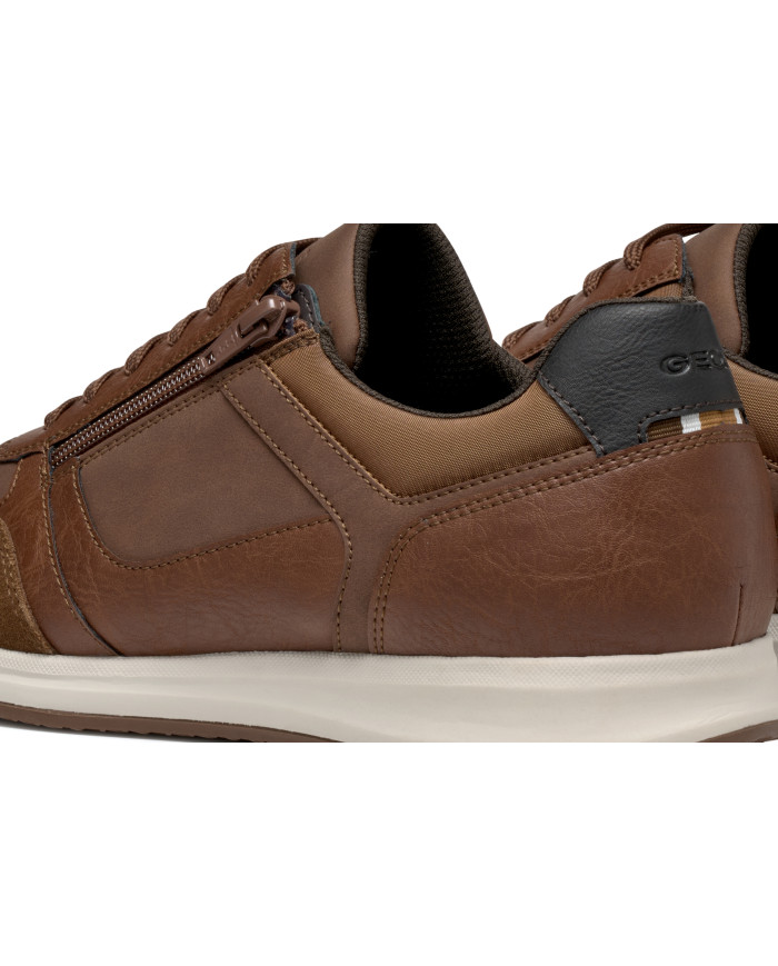 OUTLET AVERY OUTLET AVERY