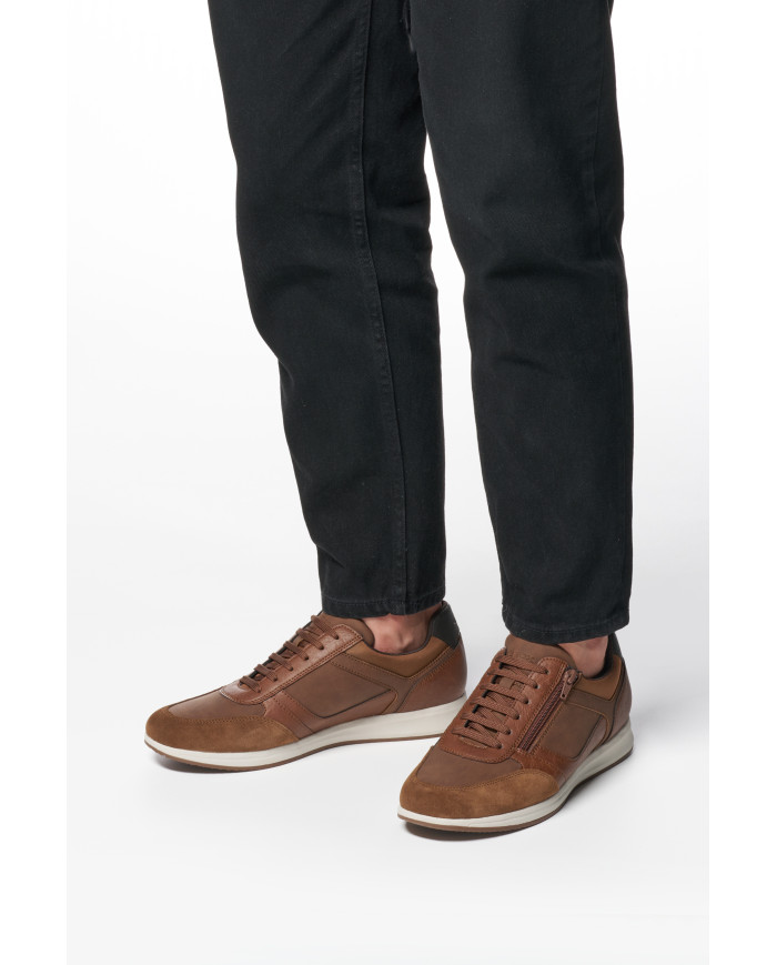 OUTLET AVERY OUTLET AVERY