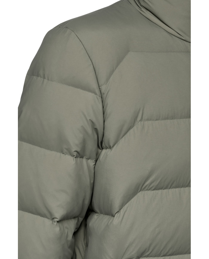 OUTLET ELVER MAN OUTLET ELVER MAN