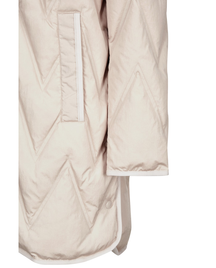 OUTLET PLUMMERY WOMAN